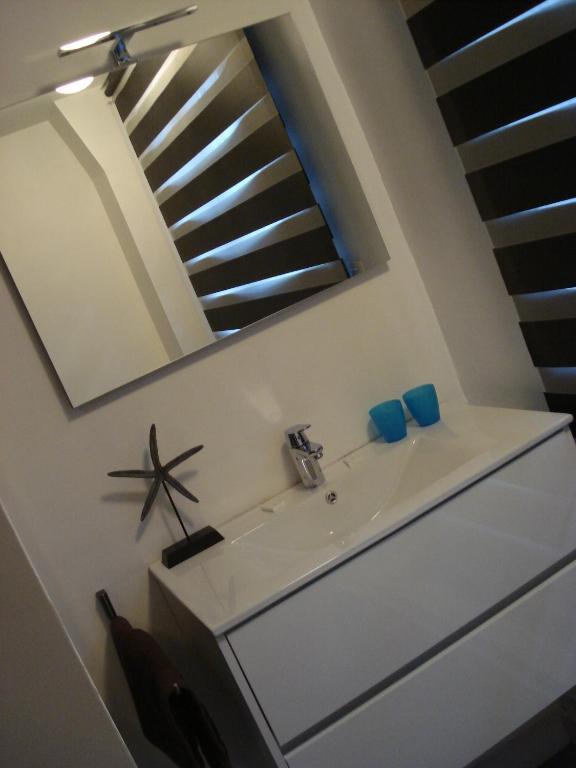 Hotel La Fayette Rochefort Habitación foto